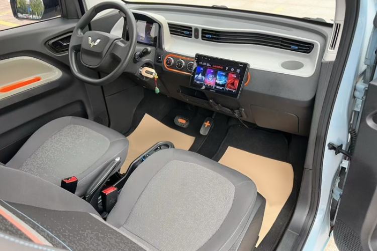 Used Wuling Hongguang MINIEV 2022 Enjoy Edition Lithium Iron Phosphate Interior 3