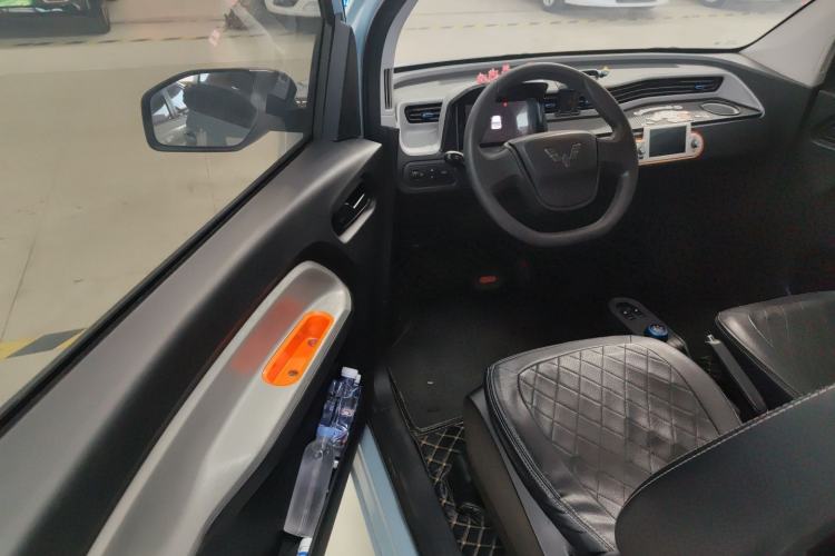 Used Wuling Hongguang MINIEV 2022 Zizai Version Lithium Iron Phosphate Interior 3