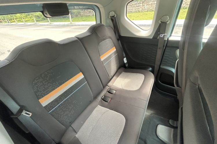 Used Wuling Hongguang MINIEV 2022 Enjoy Edition Lithium-Ion Battery Interior 8
