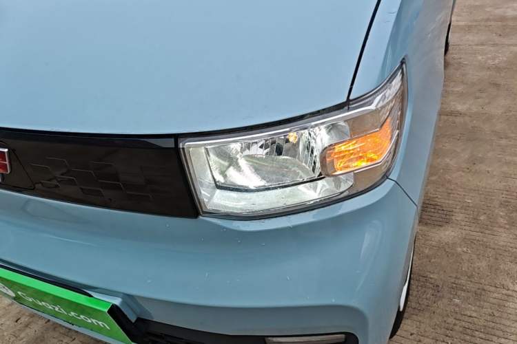 Used Wuling Hongguang MINIEV 2022 Macaron Fashion Edition Lithium-Nickel-Cobalt-Alpha-oxide Left Front Headlight