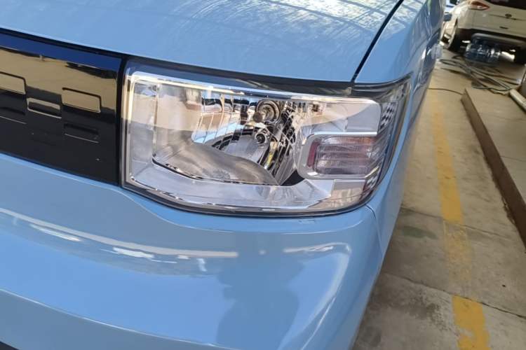Used Wuling Hongguang MINIEV 2022 Easy Version Lithium Iron Phosphate Left Front Headlight
