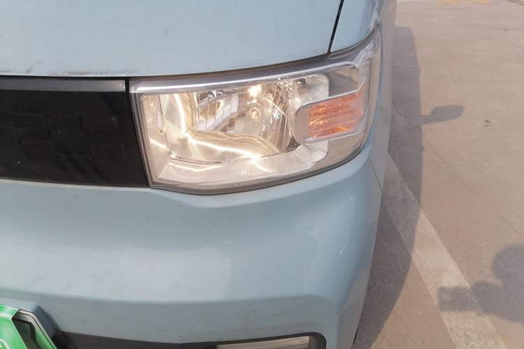 Used Wuling Hongguang MINIEV 2022 Easy Version Lithium Iron Phosphate Left Front Headlight