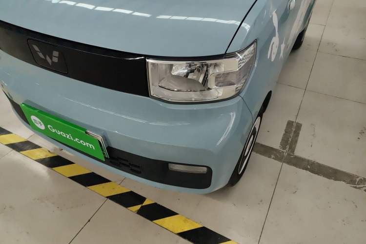 Used Wuling Hongguang MINIEV 2022 Zizai Version Lithium Iron Phosphate Left Front Headlight