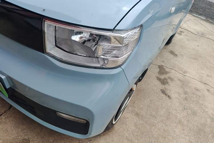 Used Wuling Hongguang MINIEV 2022 Macaron Premium Model – Lithium Iron Phosphate Left Front Headlight