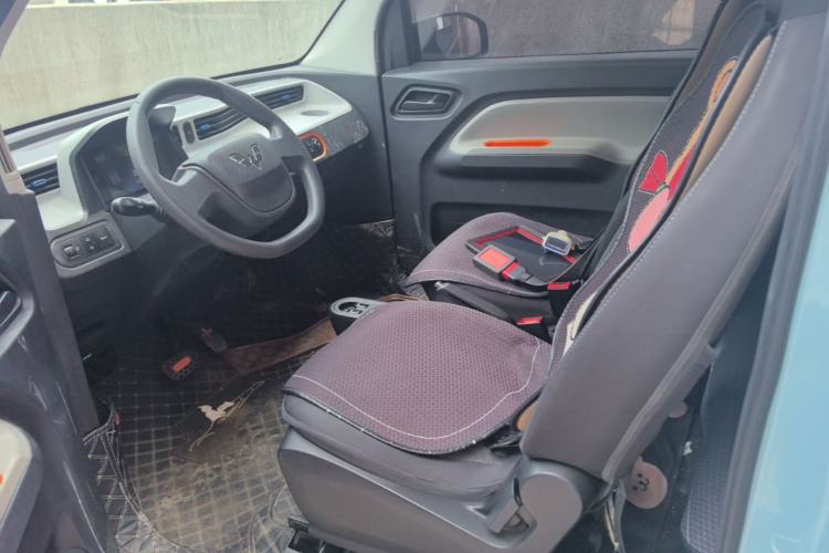 Used Wuling Hongguang MINIEV 2022 Macaron Premium Model – Lithium Iron Phosphate Left Front Seat