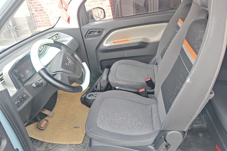 Used Wuling Hongguang MINIEV 2022 Zizai Version Lithium-NMC Left Front Seat