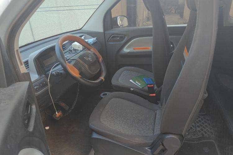 Used Wuling Hongguang MINIEV 2022 Easy Version Lithium Iron Phosphate Left Front Seat