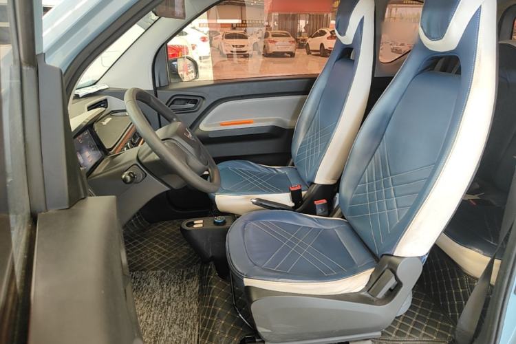 Used Wuling Hongguang MINIEV 2022 Zizai Version Lithium Iron Phosphate Left Front Seat