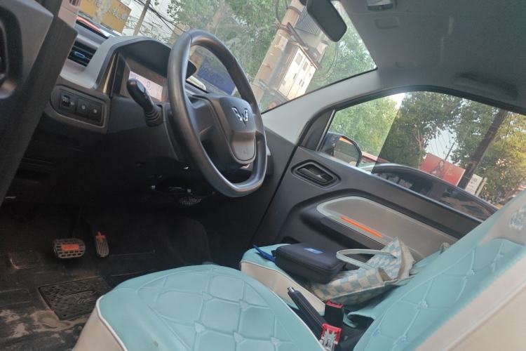 Used Wuling Hongguang MINIEV 2022 Zizai Version Lithium Iron Phosphate Left Front Seat