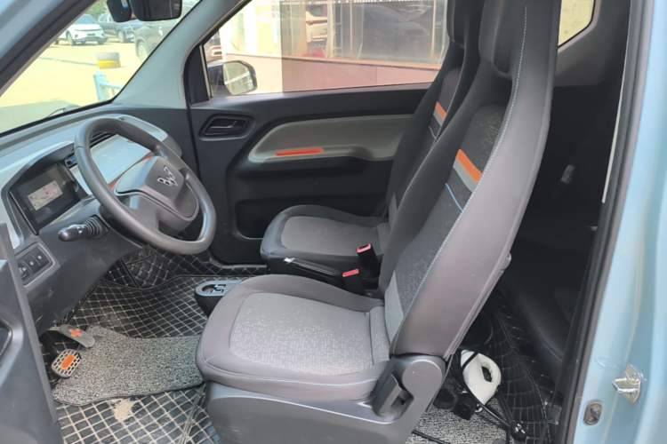Used Wuling Hongguang MINIEV 2022 Easy Version Lithium Iron Phosphate Left Front Seat