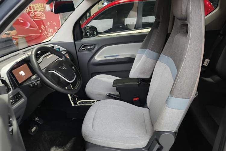 Used Wuling Hongguang MINIEV 2022 Macaron Premium Model – Lithium Iron Phosphate Left Front Seat