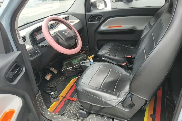 Used Wuling Hongguang MINIEV 2022 Easy Version Lithium Iron Phosphate Left Front Seat