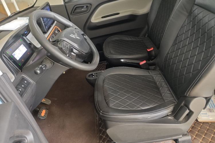 Used Wuling Hongguang MINIEV 2022 Easy Version Lithium Iron Phosphate Left Front Seat