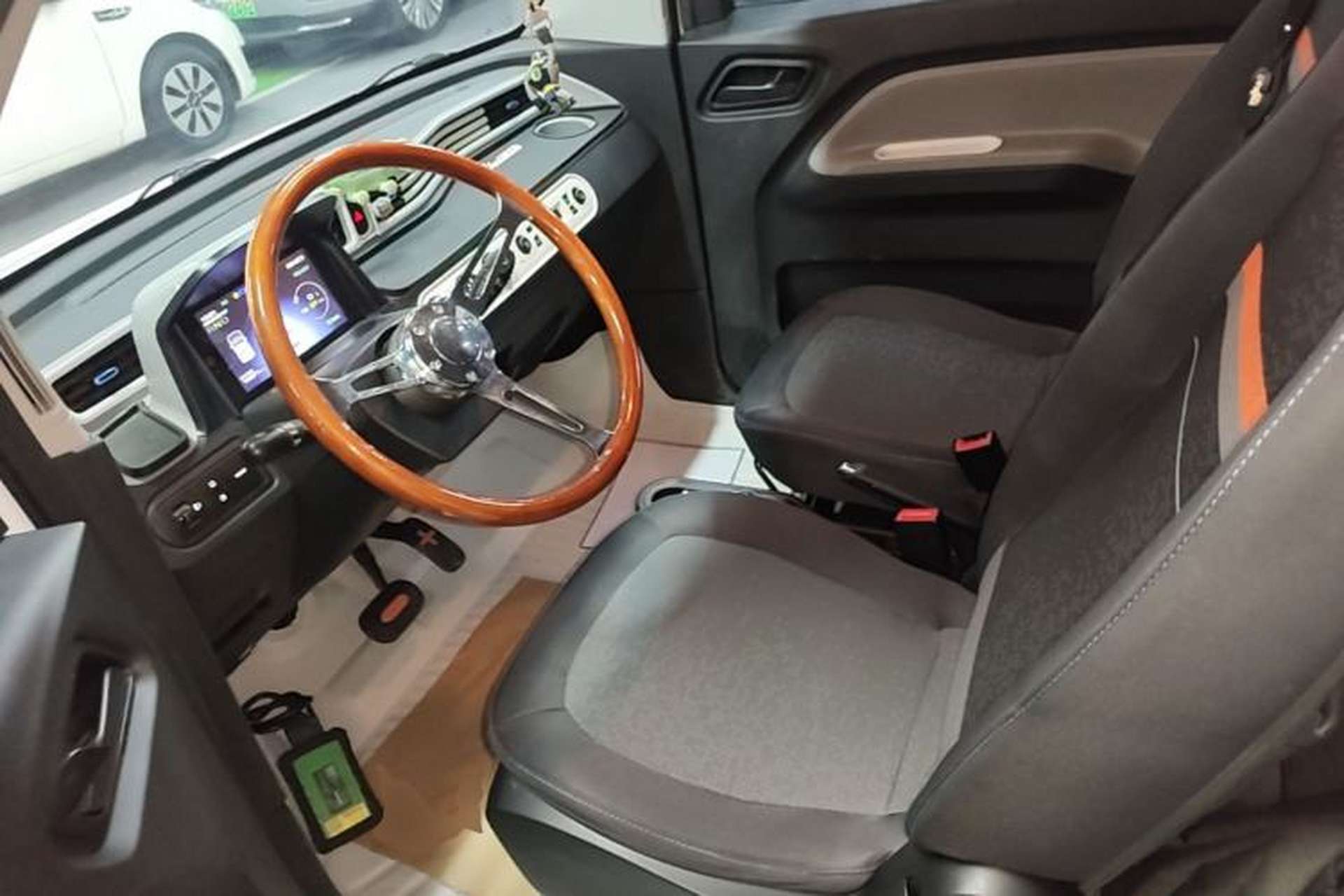 Used Wuling Hongguang MINIEV 2022 Zizai Version Lithium Iron Phosphate Left Front Seat