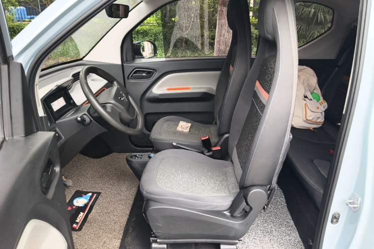 Used Wuling Hongguang MINIEV 2022 Easy Version Lithium Iron Phosphate Left Front Seat