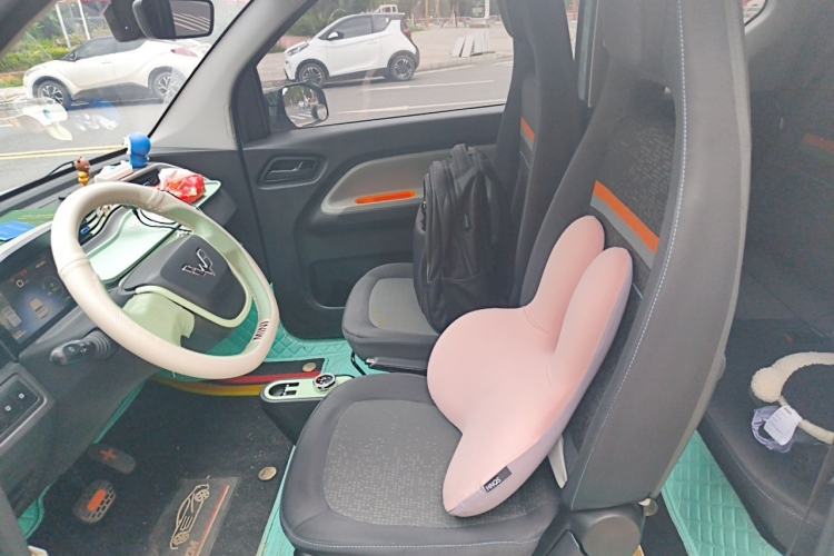 Used Wuling Hongguang MINIEV 2022 Macaron Fashion Model Lithium Iron Phosphate Left Front Seat