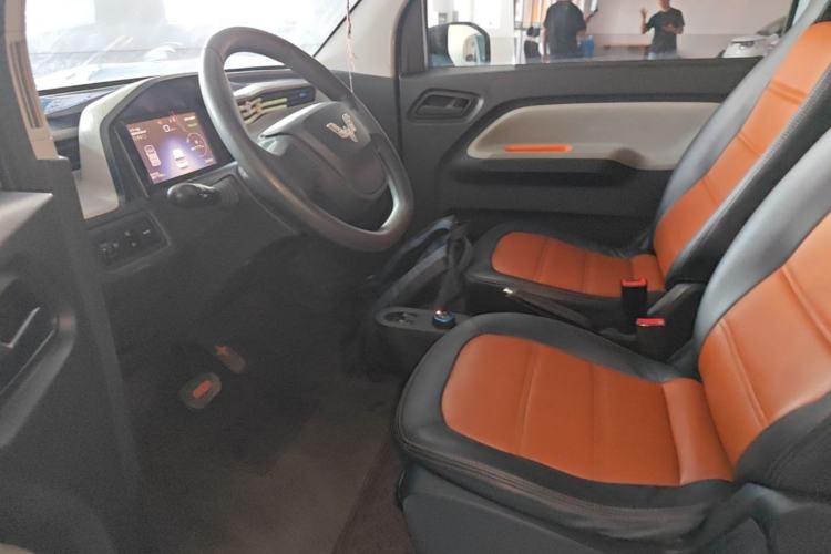 Used Wuling Hongguang MINIEV 2022 Easy Version Lithium Iron Phosphate Left Front Seat