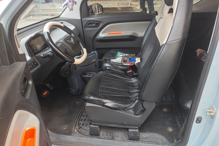 Used Wuling Hongguang MINIEV 2022 Macaron Premium Model – Lithium Ternary Battery Left Front Seat