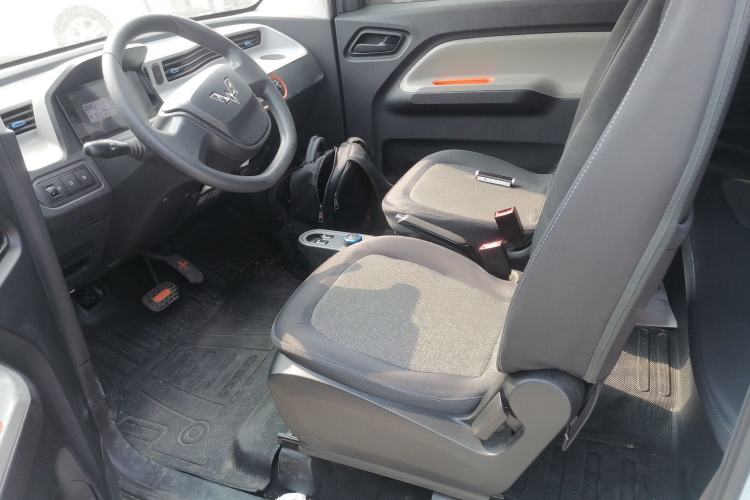 Used Wuling Hongguang MINIEV 2022 Easy Version Lithium Iron Phosphate Left Front Seat