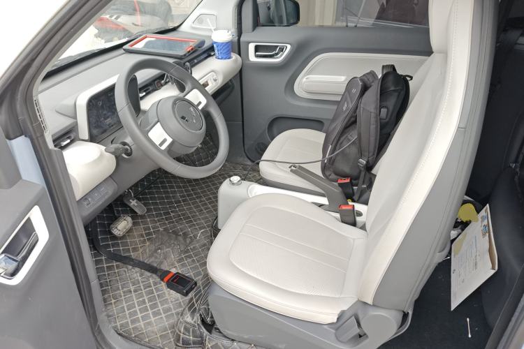 Used Wuling Hongguang MINIEV 2022 Convertible Model Left Front Seat