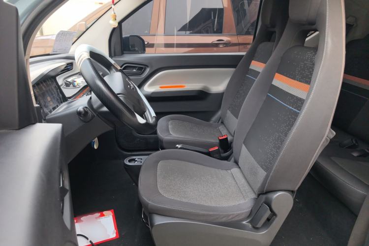 Used Wuling Hongguang MINIEV 2022 Macaron Premium Model – Lithium Iron Phosphate Left Front Seat