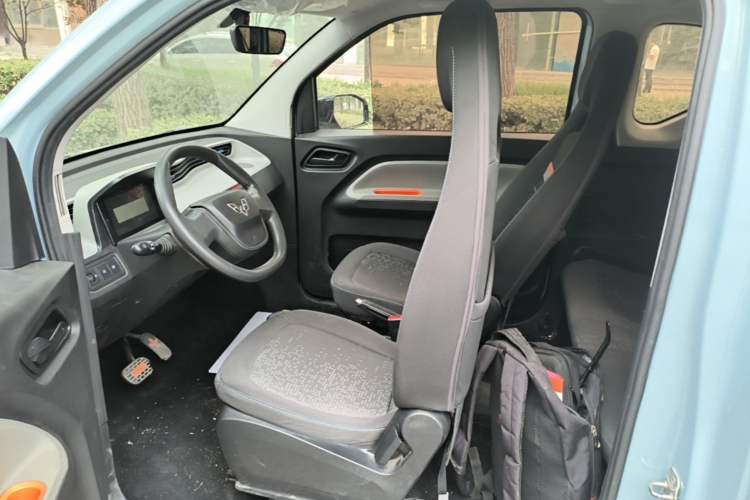 Used Wuling Hongguang MINIEV 2022 Easy Version Lithium Iron Phosphate Left Front Seat