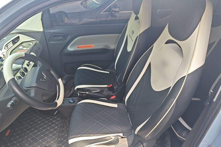 Used Wuling Hongguang MINIEV 2022 Zizai Version Lithium Iron Phosphate Left Front Seat