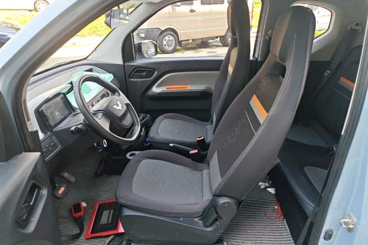 Used Wuling Hongguang MINIEV 2022 Enjoy Edition Lithium-Ion Battery Left Front Seat