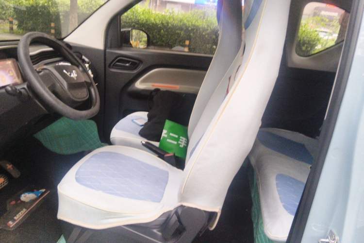 Used Wuling Hongguang MINIEV 2022 Enjoy Edition Lithium-Ion Battery Left Front Seat