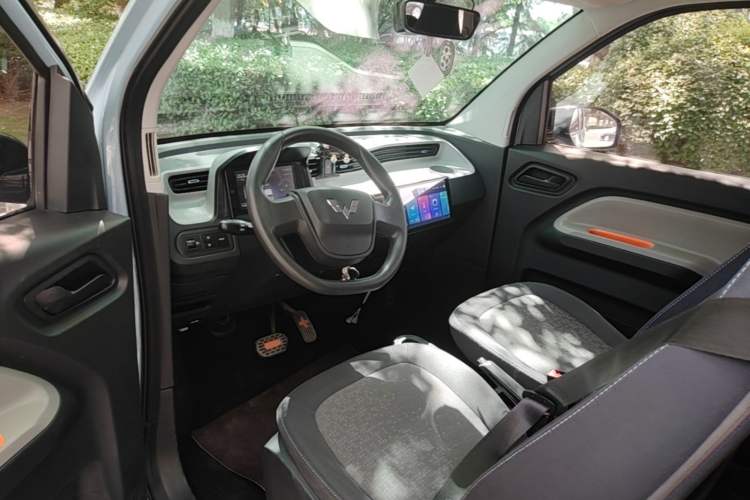 Used Wuling Hongguang MINIEV 2022 Enjoy Edition Lithium-Ion Battery Left Front Seat