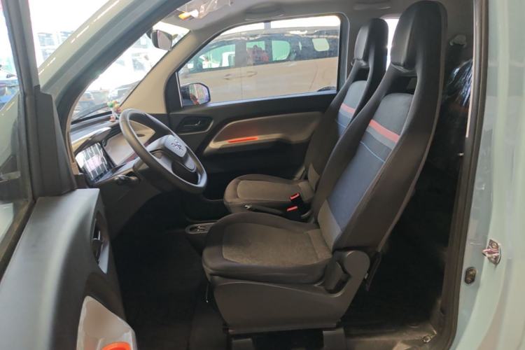 Used Wuling Hongguang MINIEV 2022 Easy Version Lithium Iron Phosphate Left Front Seat
