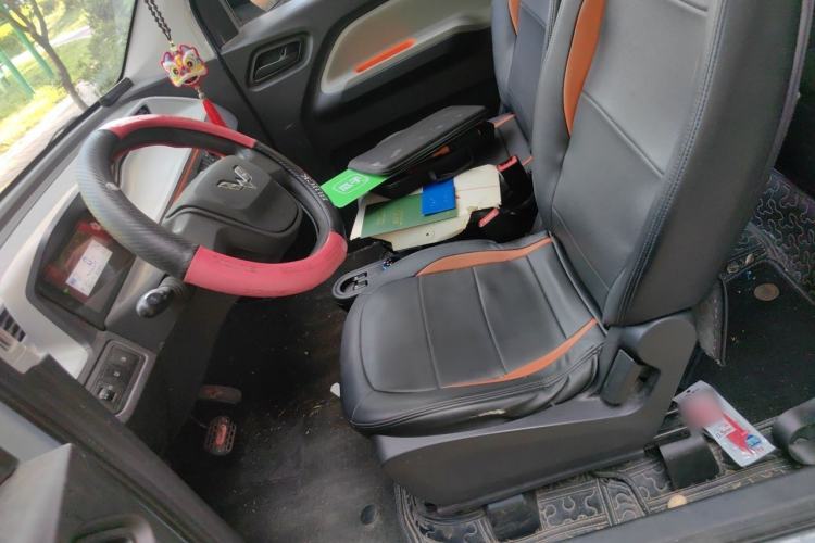 Used Wuling Hongguang MINIEV 2022 Easy Version Lithium Iron Phosphate Left Front Seat