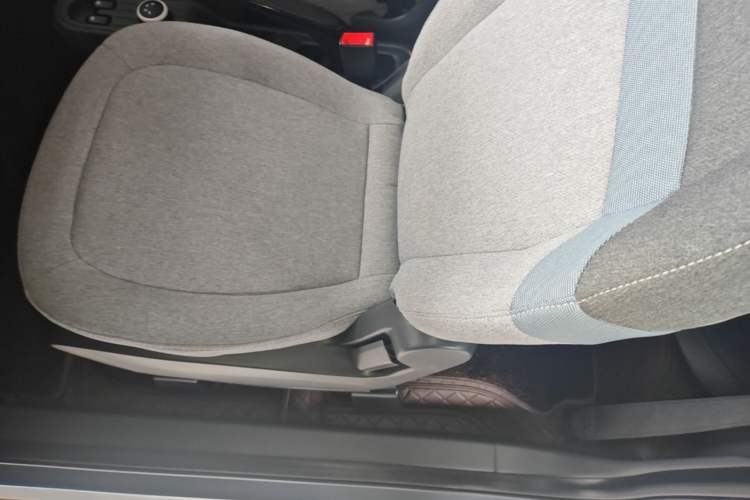 Used Wuling Hongguang MINIEV 2022 Macaron Premium Model – Lithium Iron Phosphate Left Front Seat