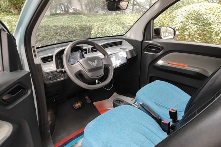 Used Wuling Hongguang MINIEV 2022 Zizai Version Lithium Iron Phosphate Left Front Seat