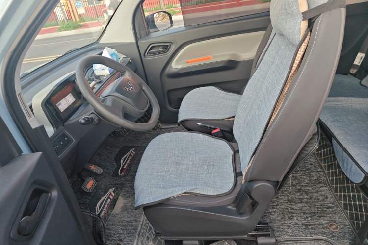 Used Wuling Hongguang MINIEV 2022 Easy Version Lithium-NMC Left Front Seat