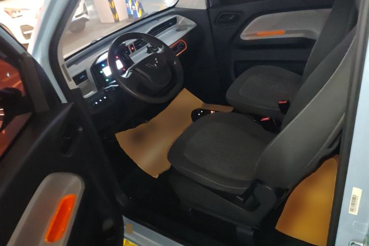 Used Wuling Hongguang MINIEV 2022 Easy Version Lithium Iron Phosphate Left Front Seat