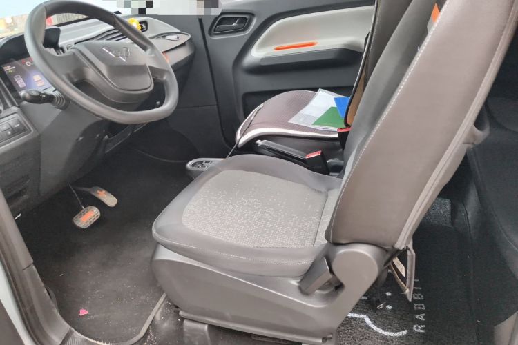 Used Wuling Hongguang MINIEV 2022 Zizai Version Lithium Iron Phosphate Left Front Seat