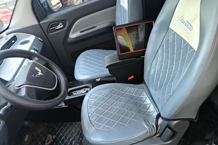 Used Wuling Hongguang MINIEV 2022 Macaron Premium Model – Lithium Ternary Battery Left Front Seat