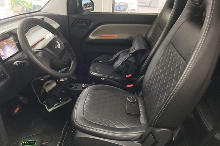 Used Wuling Hongguang MINIEV 2022 Enjoy Edition Lithium Iron Phosphate Left Front Seat