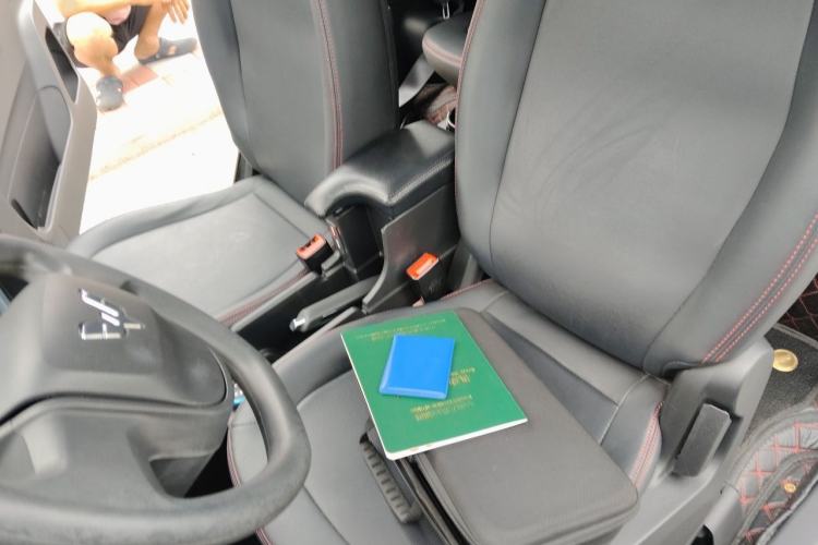 Used Wuling Hongguang MINIEV 2022 Zizai Version Lithium Iron Phosphate Left Front Seat