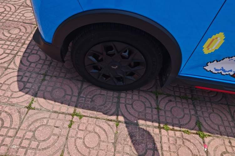 Used Wuling Hongguang MINIEV 2022 GAMEBOY 300km Enthusiast Model with Lithium Iron Phosphate Left Front Wheel Hub