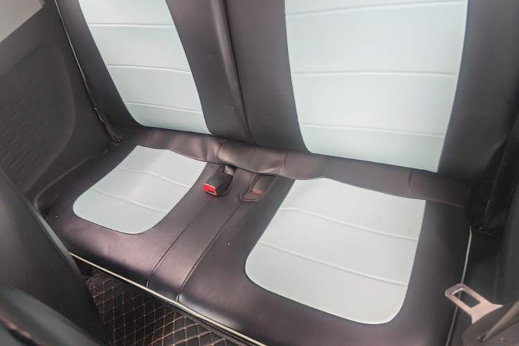Used Wuling Hongguang MINIEV 2022 Easy Version Lithium Iron Phosphate Left Rear Seat