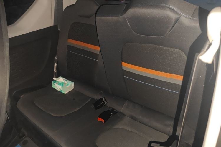 Used Wuling Hongguang MINIEV 2022 Zizai Version Lithium Iron Phosphate Left Rear Seat