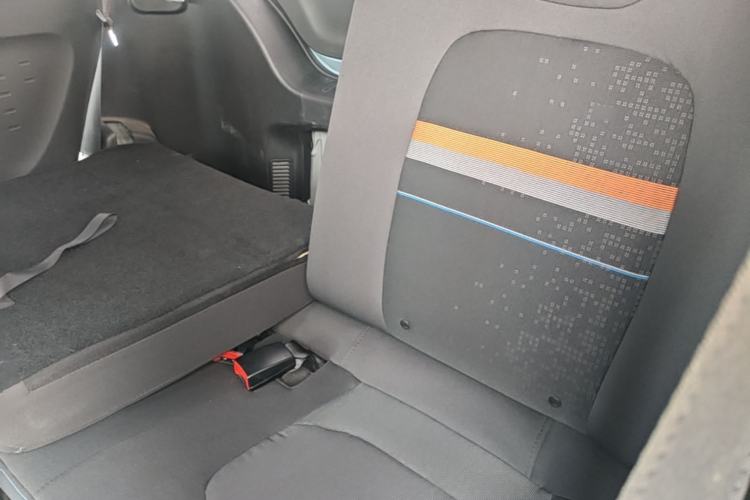 Used Wuling Hongguang MINIEV 2022 Zizai Version Lithium-NMC Left Rear Seat