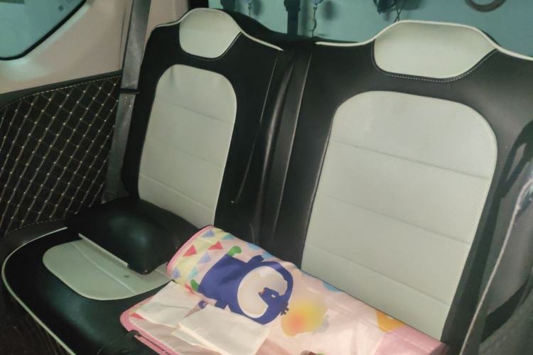 Used Wuling Hongguang MINIEV 2022 Macaron Premium Model – Lithium Iron Phosphate Left Rear Seat