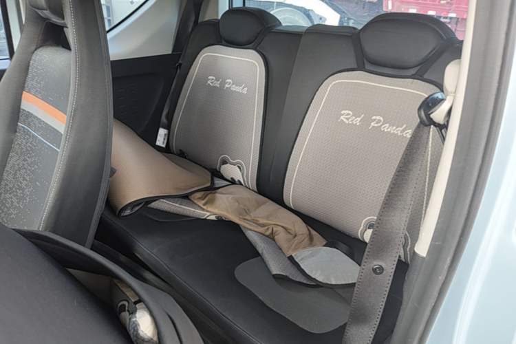 Used Wuling Hongguang MINIEV 2022 Easy Version Lithium Iron Phosphate Left Rear Seat
