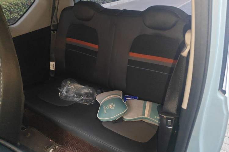 Used Wuling Hongguang MINIEV 2022 Zizai Version Lithium Iron Phosphate Left Rear Seat
