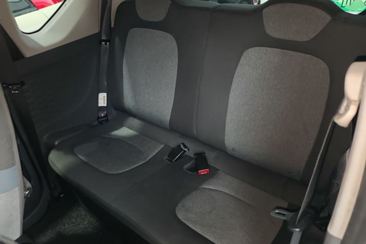 Used Wuling Hongguang MINIEV 2022 Macaron Premium Model – Lithium Iron Phosphate Left Rear Seat