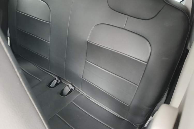 Used Wuling Hongguang MINIEV 2022 Easy Version Lithium Iron Phosphate Left Rear Seat
