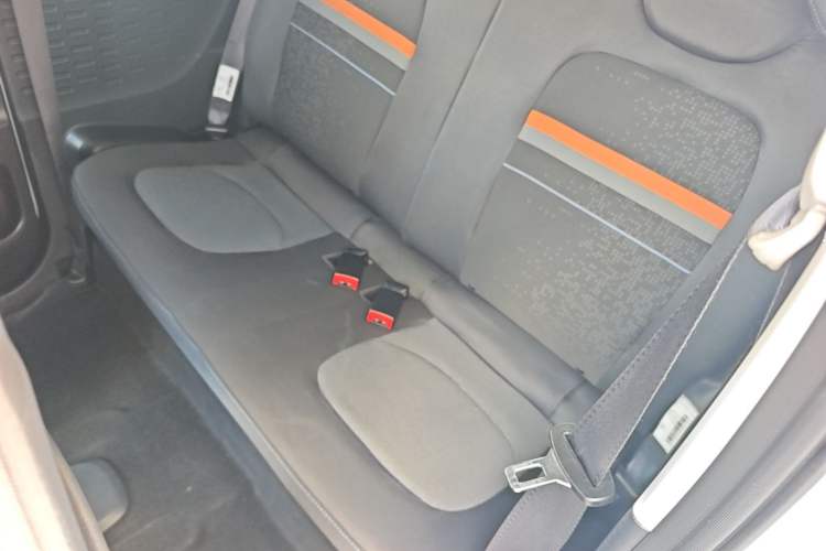 Used Wuling Hongguang MINIEV 2022 Zizai Version Lithium Iron Phosphate Left Rear Seat